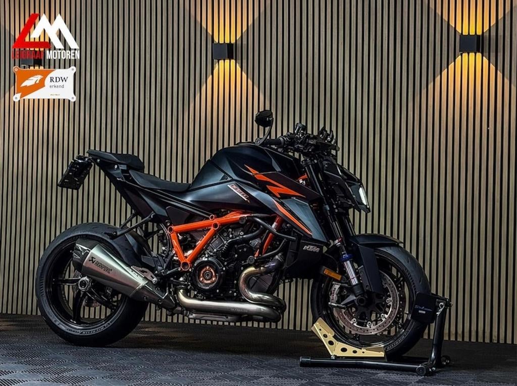 KTM 1390 SUPER DUKE R EVO - Techpack - Akrapovic - Evotech, 2 cilinders, KTM, Bedrijf, Onbekend