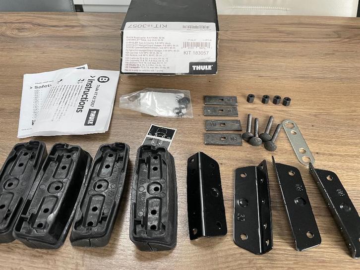 Thule kit 183057 voor oa VW transporter/california, Auto diversen, Dakdragers, Nieuw, Ophalen of Verzenden
