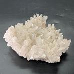 Bergkristal cluster Madagaskar van 1,6 kg, Ophalen of Verzenden, Mineraal