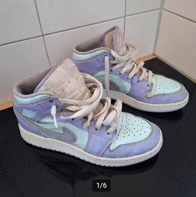 Nike Air Jordan maat 38 te koop!, Ophalen, Gebruikt, Jongen of Meisje, Schoenen