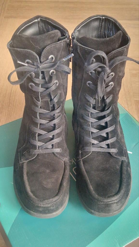 Xsensible Emilia Suède Laarzen Zwart - Maat 40H, Xsensible, Zwart, Lage of Enkellaarzen, Ophalen of Verzenden