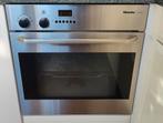 Miele oven, incl 2 bladen en 1 rooster. Komende week ophalen, Ophalen of Verzenden, Gebruikt, 45 tot 60 cm