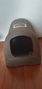 Curver rattan kattenbak mokka, Ophalen, Zo goed als nieuw, Gesloten