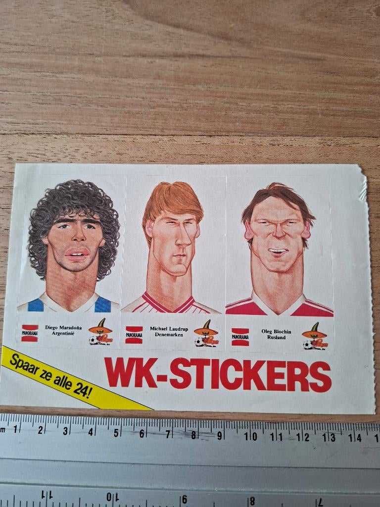 Sticker maradona, laudrup, blochin, Ophalen of Verzenden, Zo goed als nieuw, Sport