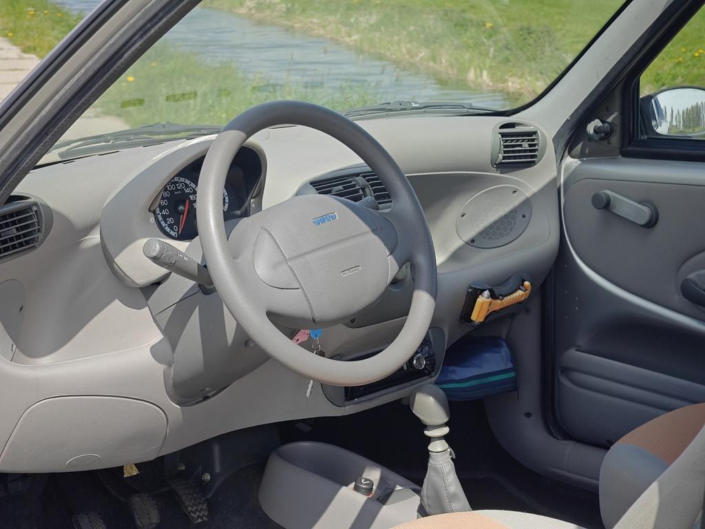 Fiat Seicento 1.1 Active | Unieke km stand en staat, Voorwielaandrijving, Origineel Nederlands, Handgeschakeld, Grijs