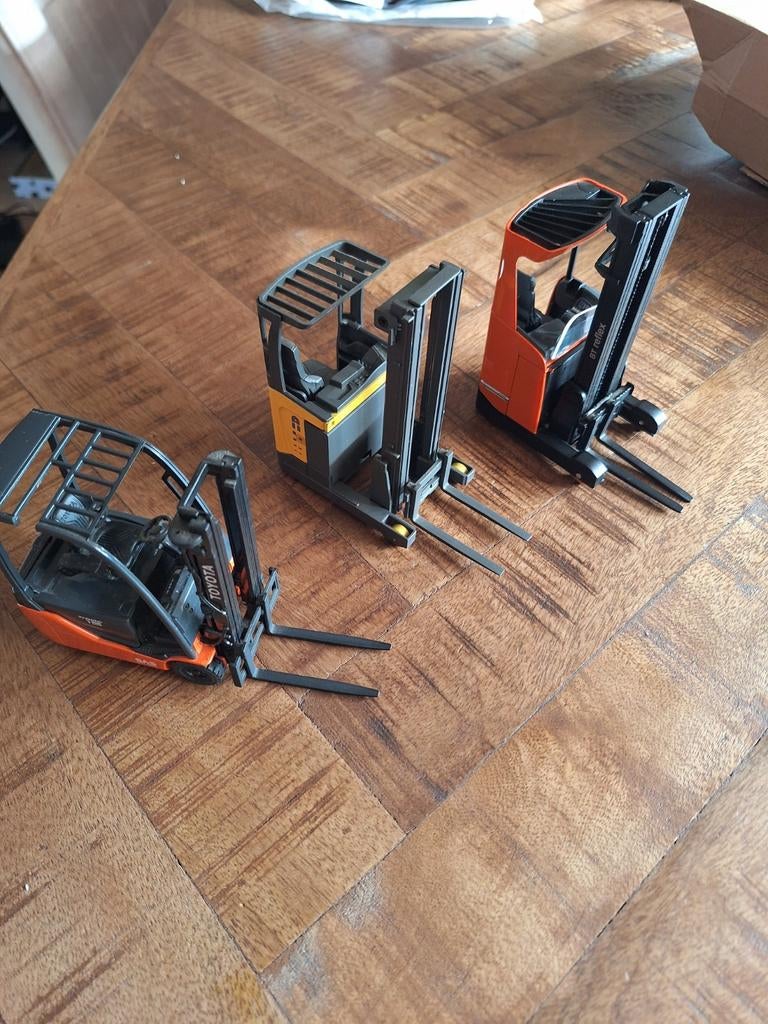 3x miniatuur heftruck/ reachtruck, Hobby en Vrije tijd, Ophalen of Verzenden, Overige merken