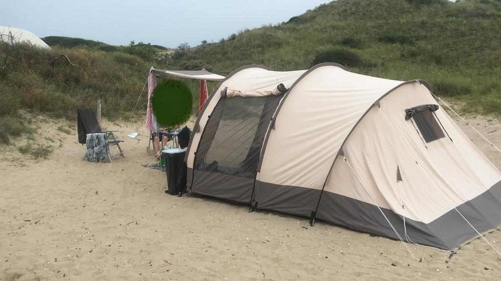 Degelijke 4 persoonstent Basecamp Recife IV, Caravans en Kamperen, Tenten, tot en met 4, Gebruikt, Ophalen