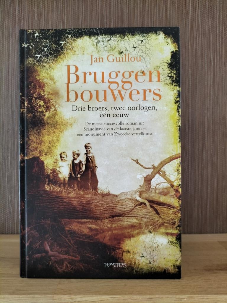 Zweedse roman: Bruggenbouwers van Jan Guillou, Boeken, Ophalen of Verzenden, Zo goed als nieuw, Jan Guillou, Europa overig