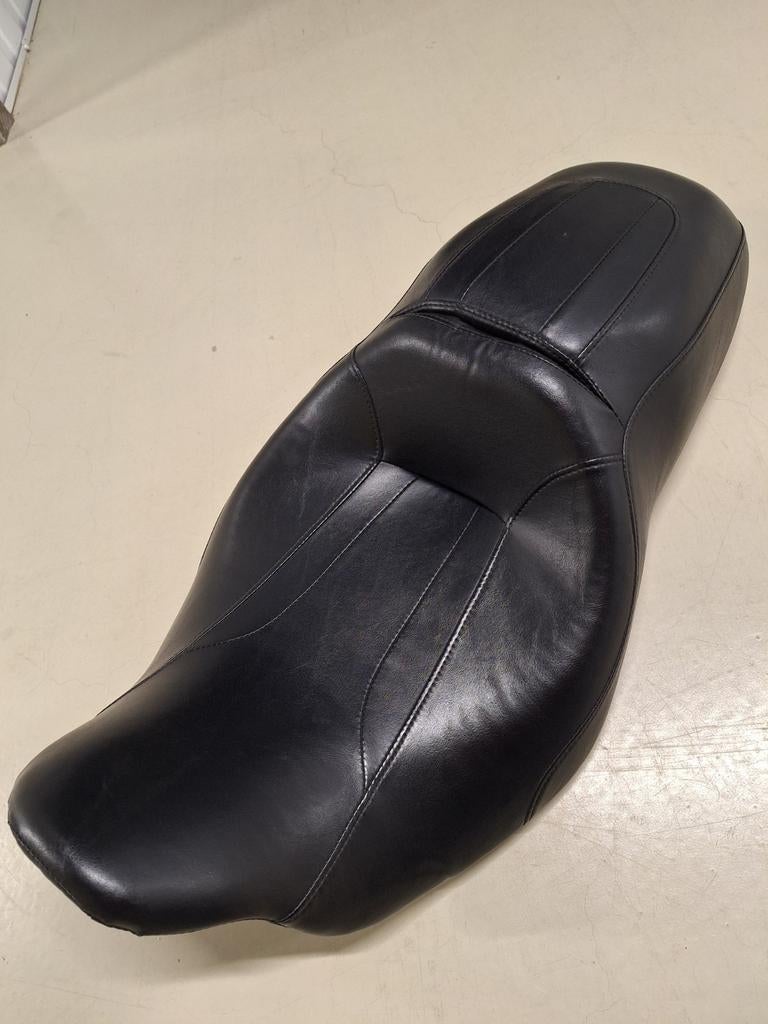 Een Duo Zadel Harley Davidson Touring modellen, Ophalen of Verzenden