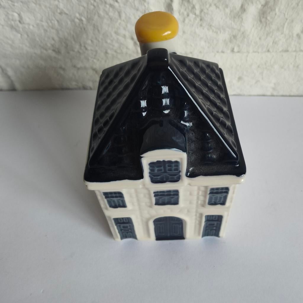 Dit is een KLM huisje, nummer 64, Ophalen of Verzenden, Zo goed als nieuw, 61 t/m 80