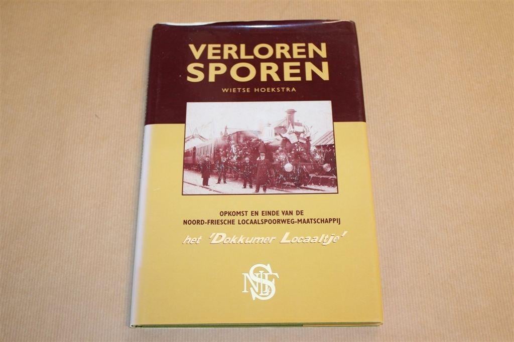 Dokkumer Lokaaltje — Verloren Sporen, Fotoboek Gesigneerd, Ophalen of Verzenden, Gelezen