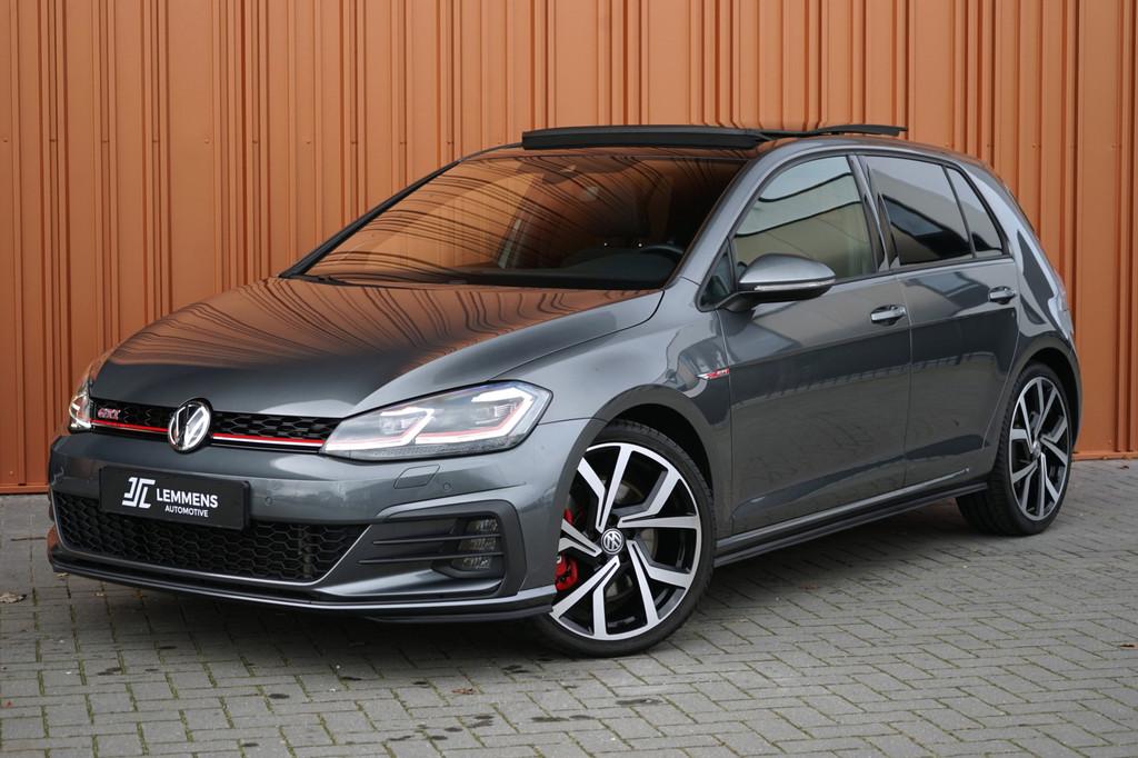 Volkswagen Golf 2.0 TSI GTI 245PK Performance Panodak Alcant, Auto's, Automaat, 1345 kg, Gebruikt, Zwart