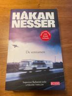Håkan Nesser - De eenzamen (Inspecteur Barbarotti-reeks), Boeken, Ophalen of Verzenden, Zo goed als nieuw, Scandinavië