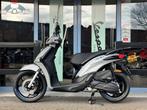 Piaggio Liberty Sport 50 4T Nardo Grey Nieuw!, Fietsen en Brommers, Scooters | Piaggio, Ophalen, Overige modellen, Maximaal 45 km/u