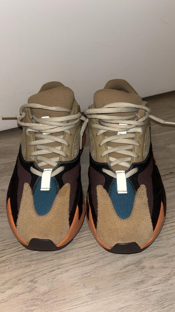 Yeezy 700 oranje schoenen, Ophalen of Verzenden, Gedragen, Oranje, Sneakers of Gympen