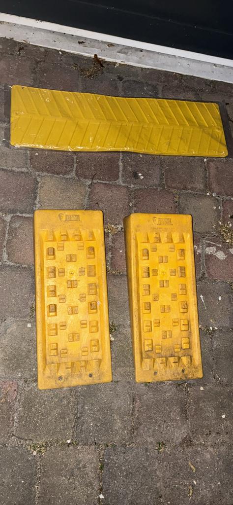 Oprijblokken en wielkeg voor camper of caravan, Ophalen of Verzenden, Gebruikt