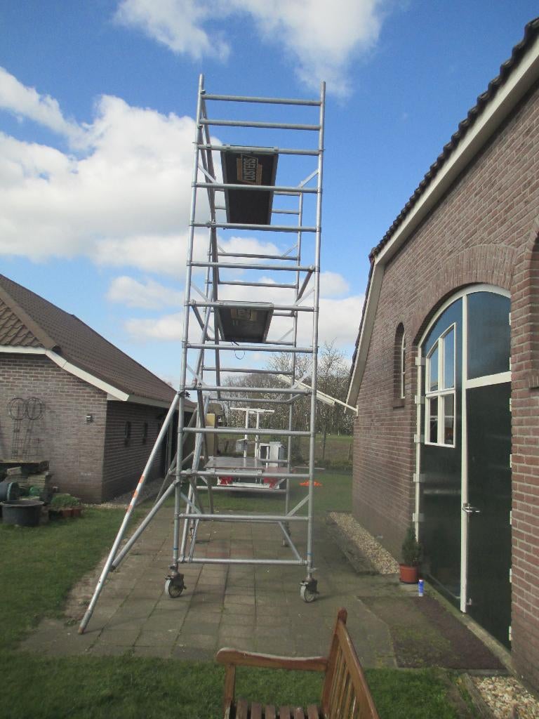 te huur Rolsteiger, Ophalen, Zo goed als nieuw, Rolsteiger of Kamersteiger, 5 meter of hoger