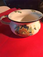 Antieke plateel pispot met bloemmotieven, Ophalen