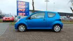 NAP!!Toyota Aygo 1.0 12V Vvt-i 3DRS MMT 2012 Blauw, Voorwielaandrijving, Stof, Zwart, Origineel Nederlands