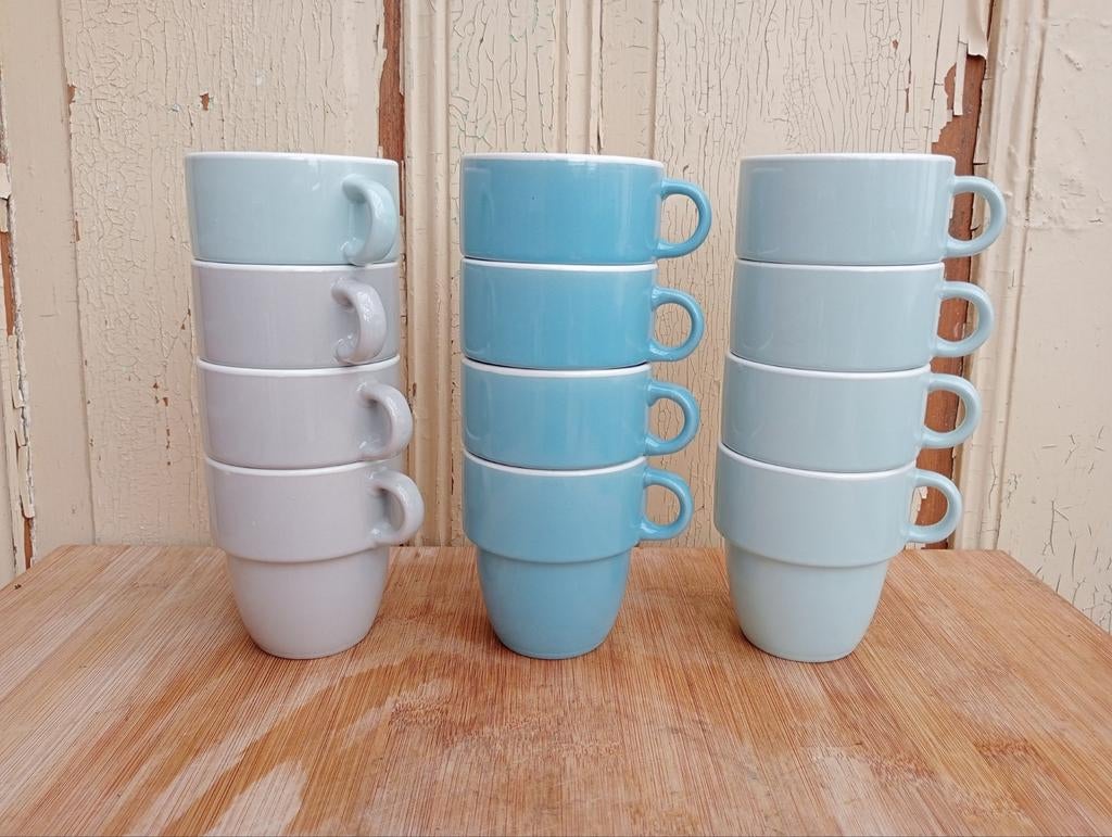 Set van 12 vintage melkbekers in pasteltinten, Antiek en Kunst, Ophalen of Verzenden