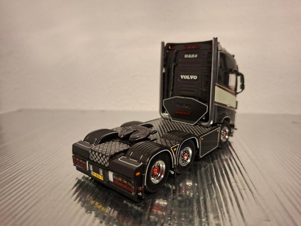 Wsi volvo de groot trekker., Hobby en Vrije tijd, Modelauto's | 1:50, Ophalen of Verzenden, Nieuw, Bus of Vrachtwagen, Wsi