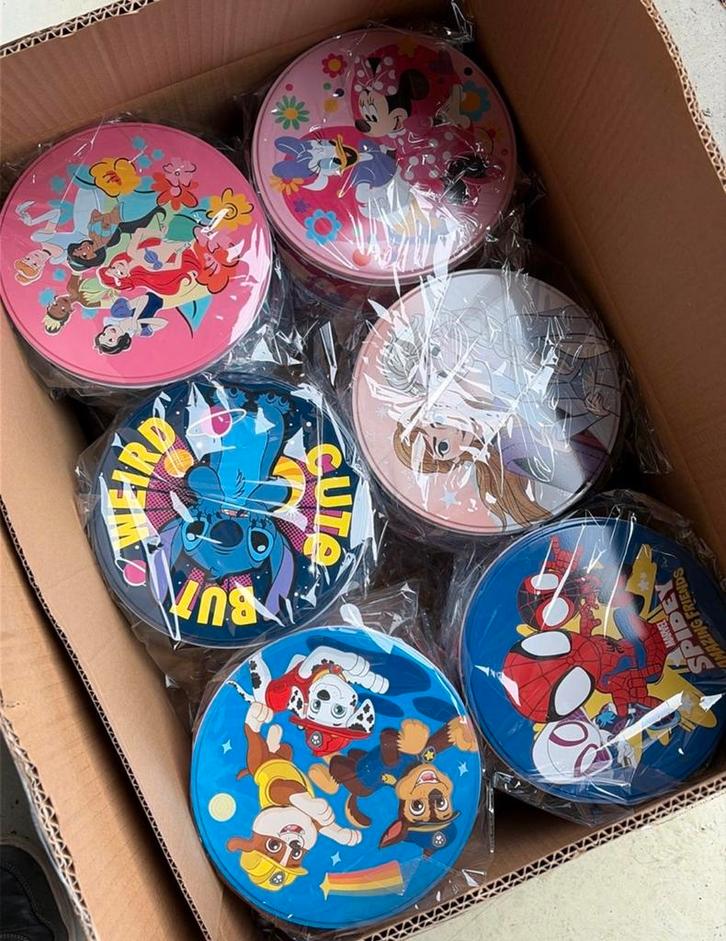 12 Blikken per soort 2 stuks ervan - Diverse designs, Verzamelen, Blikken, Nieuw, Koek(jes), Overige merken, Ophalen of Verzenden