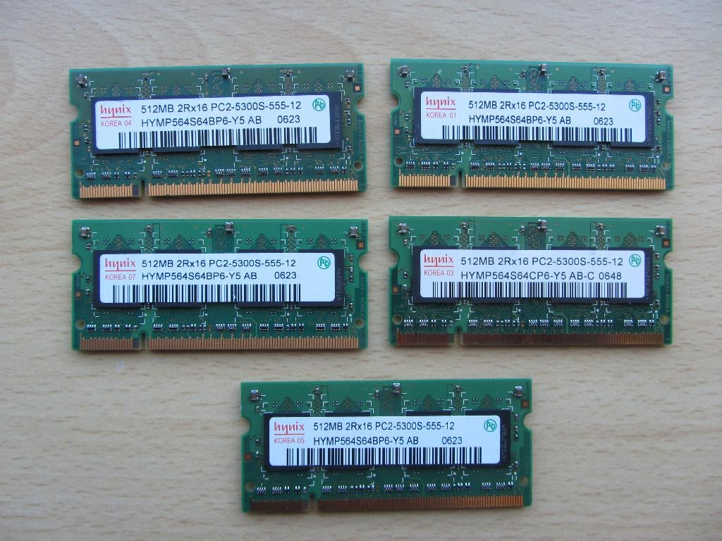 5x Hynix 512MB PC2-5300 DDR2-667MHz Non-ECC Unbuffered CL5, Computers en Software, RAM geheugen, 1 GB of minder, Ophalen of Verzenden