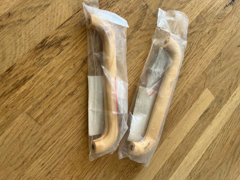2 houten handgrepen 128mm, Ophalen of Verzenden