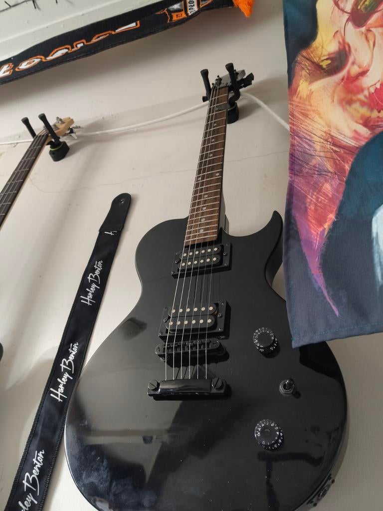 SX Les Paul shape gitaar zwart, Muziek en Instrumenten, Snaarinstrumenten | Gitaren | Elektrisch, Ophalen, Zo goed als nieuw, Solid body