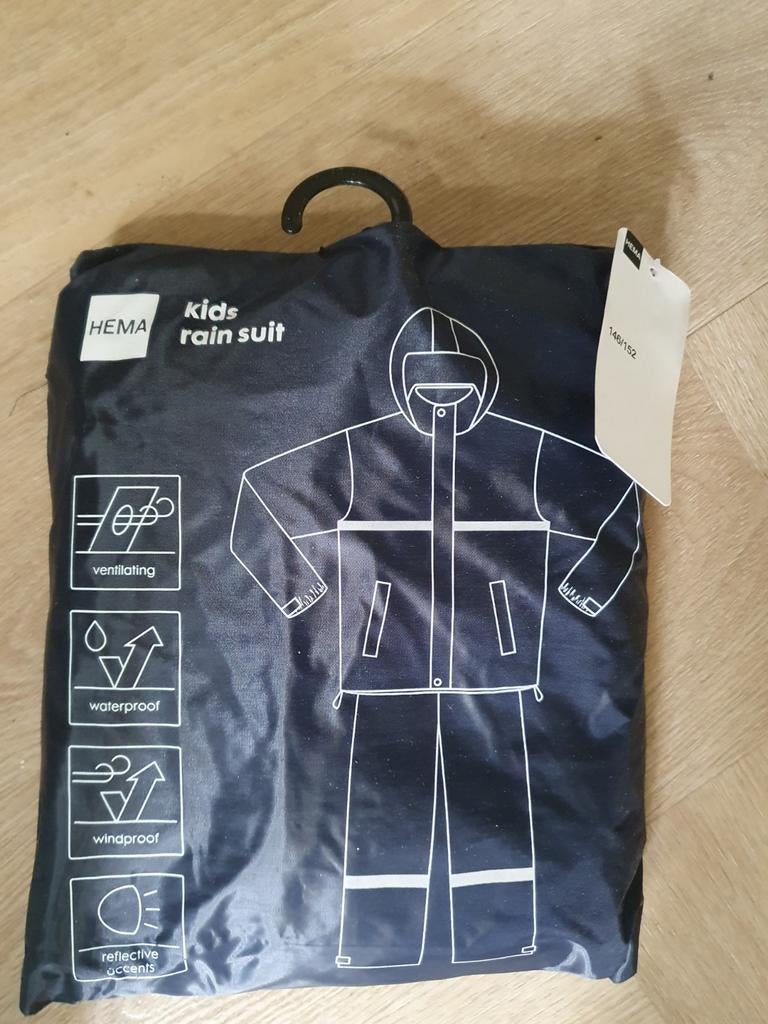 Nieuw Hema regenpak maat 146/152., Ophalen, Nieuw, Jongen of Meisje