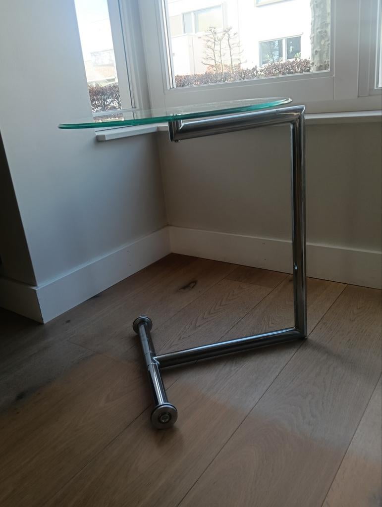 Bijzettafel met glazen blad en metalen onderstel, Ophalen, Rond, Minder dan 55 cm, 45 tot 60 cm
