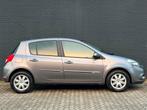 Renault Clio 1.2 TCe Night & Day NAVI CLIMA CRUISE PDC, Voorwielaandrijving, Euro 5, Gebruikt, Zwart