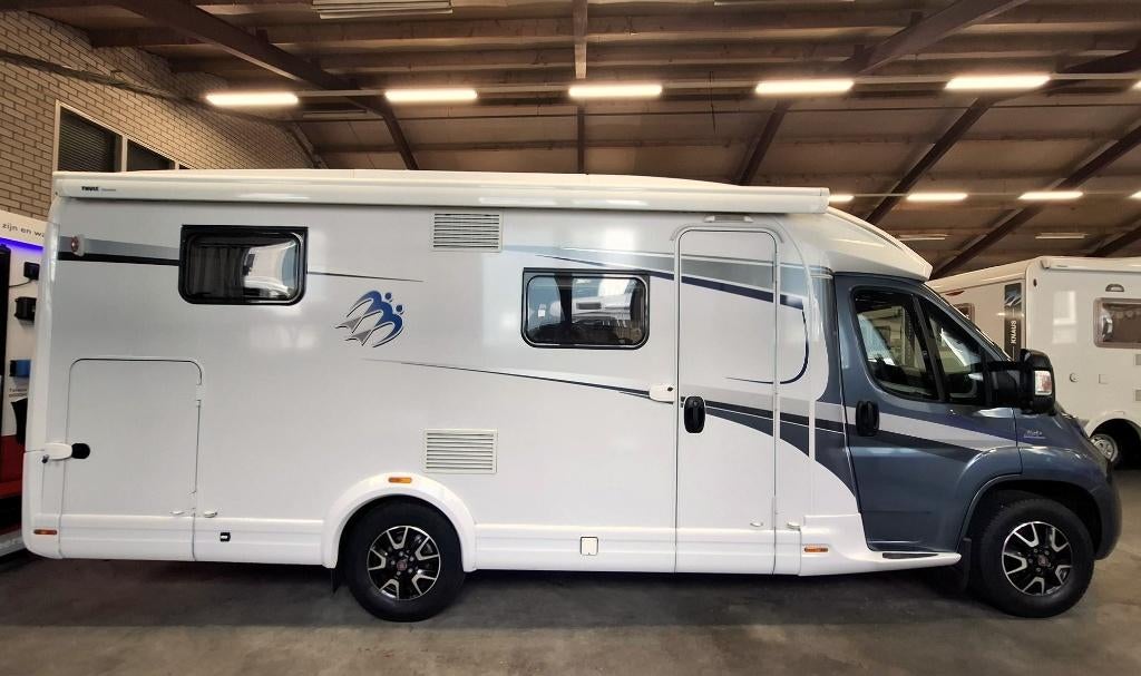 Knaus camper 650 MEG van TI van 2016, Standaard zit, Fiat, Luifel, 7 tot 8 meter