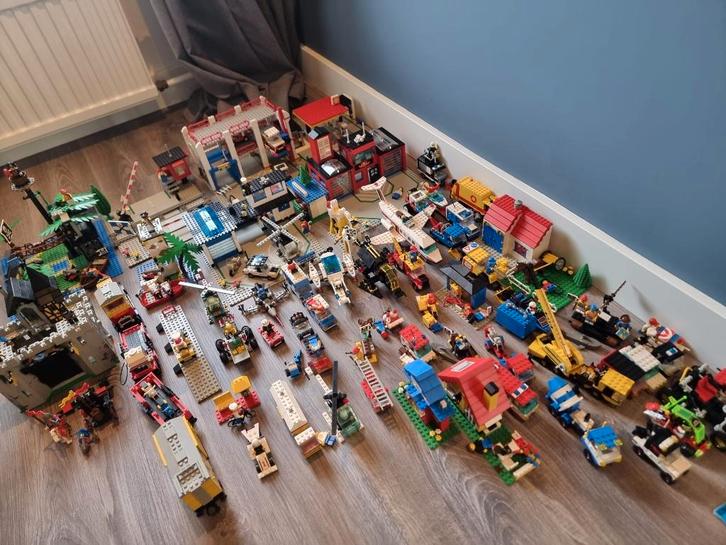 Goedkoop! Heel veel vintage Lego uit de jaren 80 !, Kinderen en Baby's, Speelgoed | Duplo en Lego, Gebruikt, Lego, Complete set