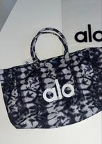 Alo Yoga Blauwe Tote Bag - Stijlvol en Ruim, Ophalen of Verzenden, Nieuw, Blauw, Shopper