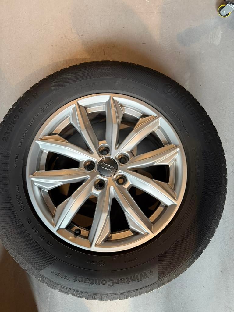 Velgen 17 inch 235 65 17  Origineel Audi Q5,Q3,A6, Auto-onderdelen, Banden en Velgen, Ophalen, Gebruikt, Banden en Velgen, 17 inch