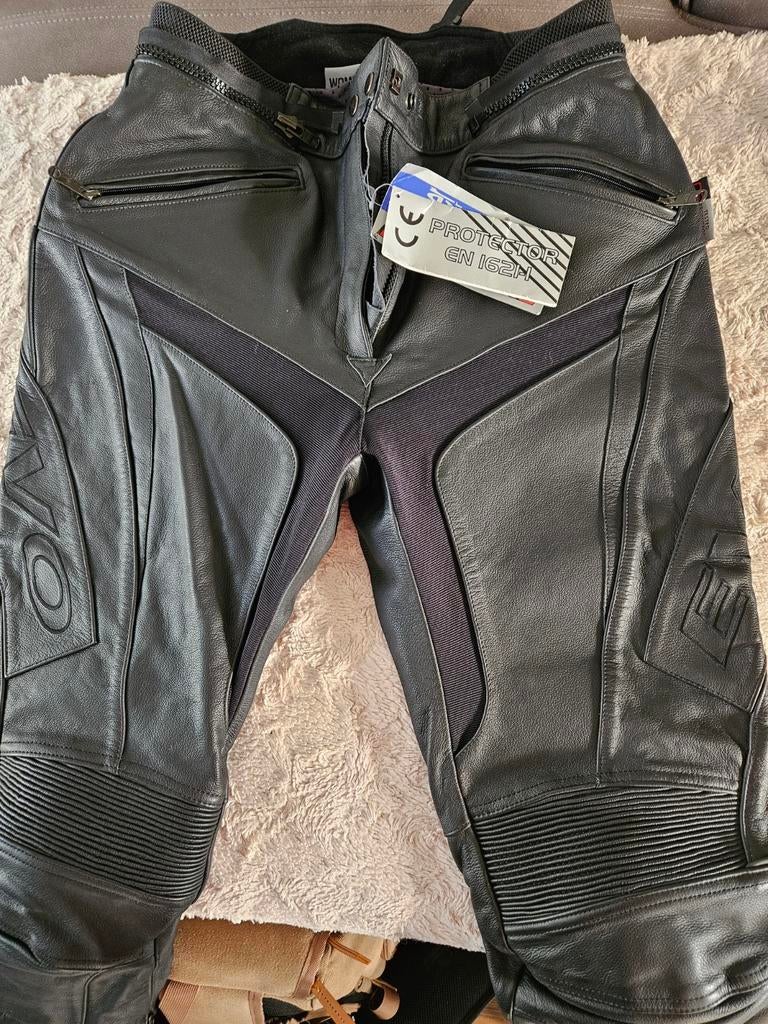 Evolution Dames Leren Motorbroek - Maat 44, Motoren, Kleding | Motorkleding, Nieuw met kaartje, Evolution, Broek | leer, Ophalen of Verzenden