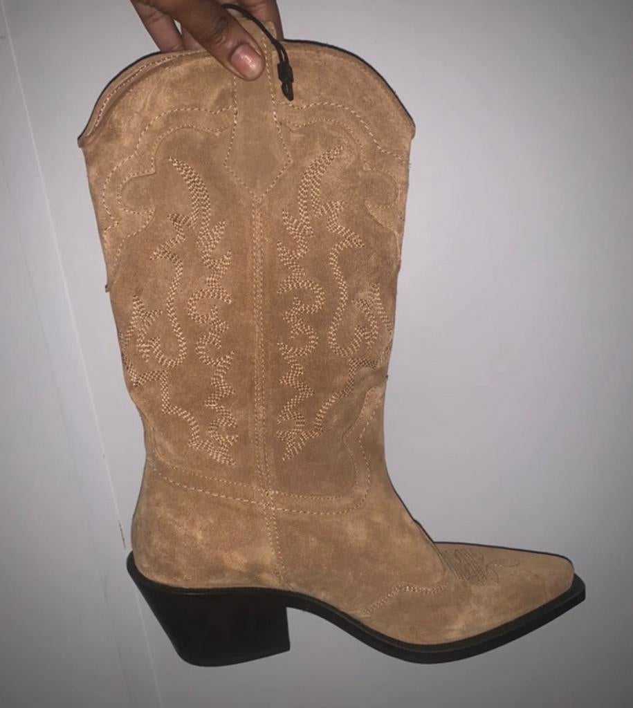 Zara cowboylaarzen maat 39, Hoge laarzen, Beige, Ophalen of Verzenden, Zo goed als nieuw