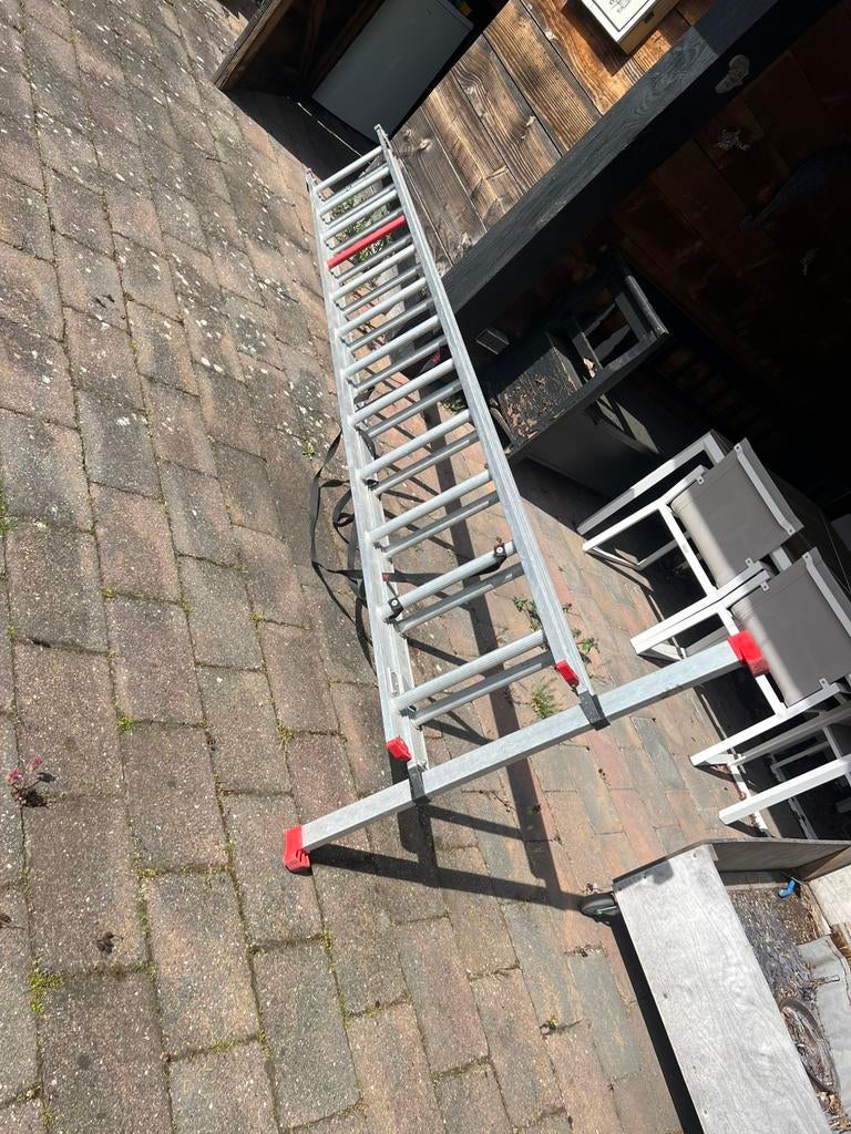 Aluminium ladder, Ophalen of Verzenden, Zo goed als nieuw, 4 meter of meer