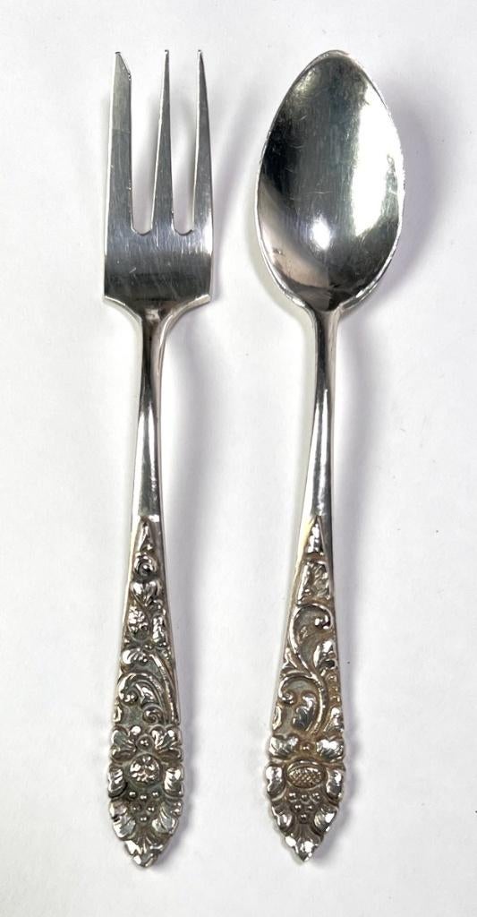 1356. Tafelzilver tulpvaas, lepelvaas en bestek, 20e eeuw, Ophalen of Verzenden