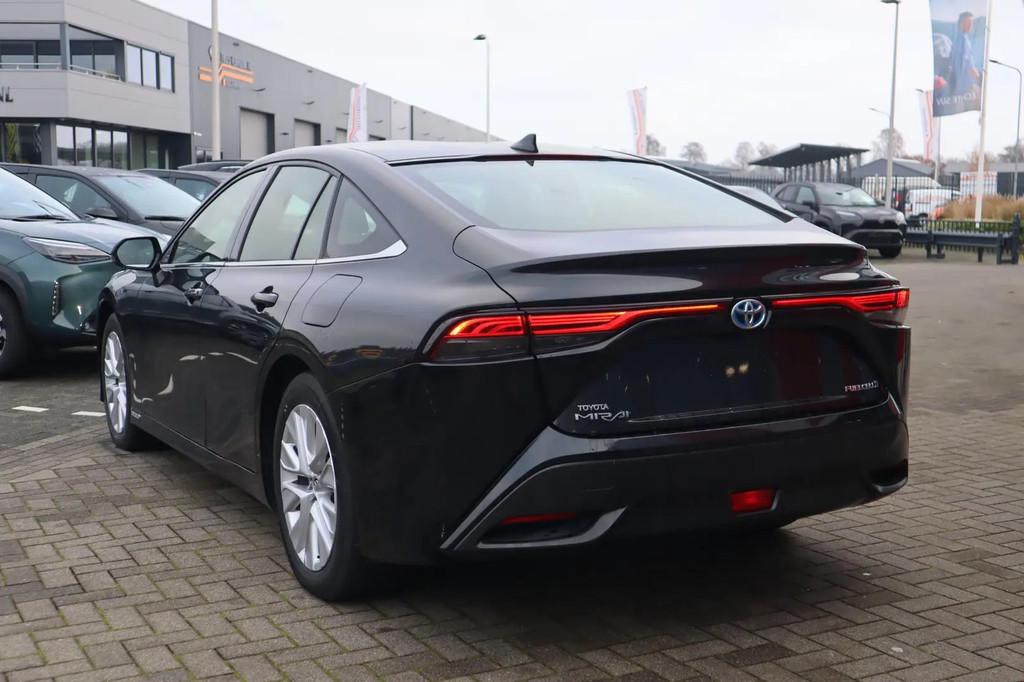 Toyota Mirai DYNAMIC € 20.900,00, Auto's, Toyota, Automaat, Stof, Gebruikt, Stoelverwarming