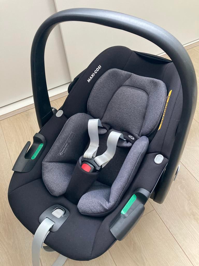 Maxi Cosi pebble 360 + base adapter, Kinderen en Baby's, Autostoeltjes, Ophalen, Zo goed als nieuw, Isofix, 0 t/m 13 kg