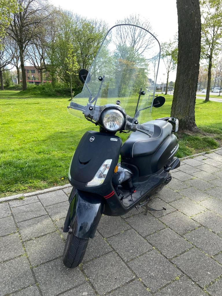 SYM Fiddle 2 505 bromscooter, Fietsen en Brommers, Scooters | SYM, Zo goed als nieuw, Fiddle, Maximaal 45 km/u, Benzine, Ophalen