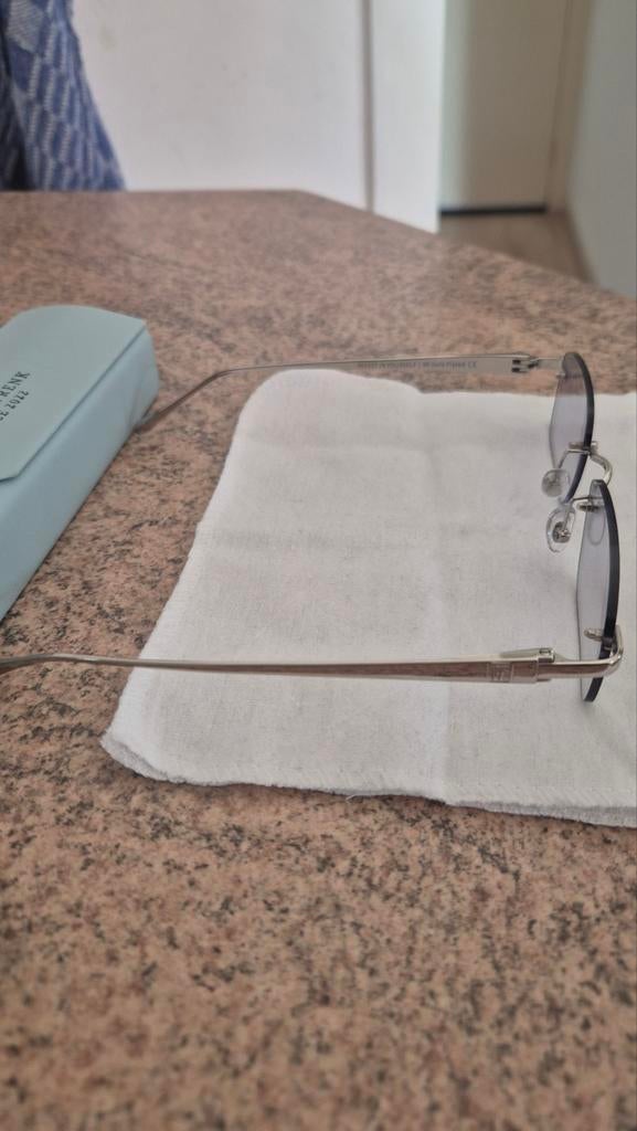 Stijlvolle Bril - Zilverkleurig Montuur, Overige merken, Ophalen of Verzenden, Zo goed als nieuw, Grijs