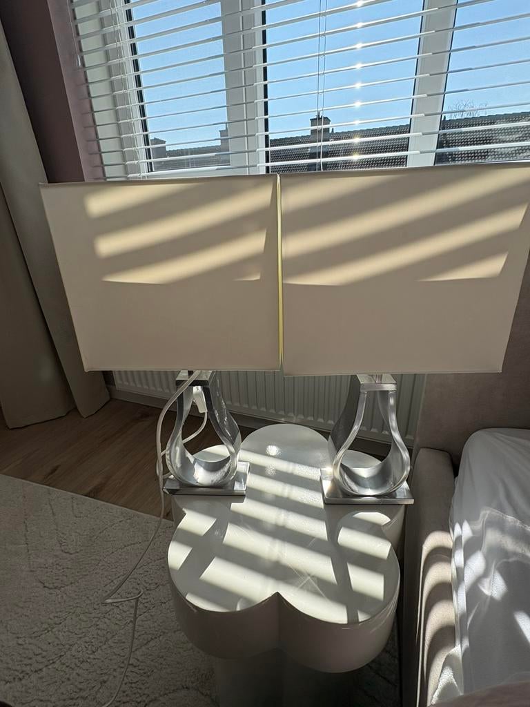 IKEA KLABB tafellamp 2 stuks met lichtbron!!, Ophalen of Verzenden