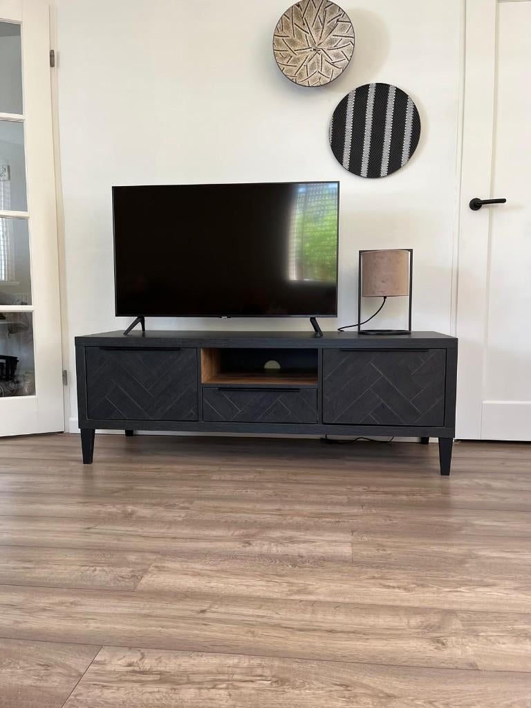 TV-meubel Trendhopper – visgraat front – zo goed als nieuw, Ophalen, 100 tot 150 cm, Overige materialen, Zo goed als nieuw