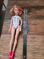 Barbie Pop met rood haar en gehaakt pakje, Ophalen of Verzenden, Gebruikt, Barbie