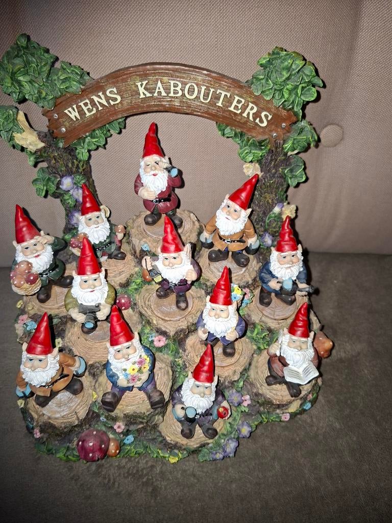 Diorama met 12 wens kabouters, Verzamelen, Poppetjes en Figuurtjes, Ophalen of Verzenden