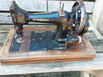 Dinselmann en Singer naaimachine beide  met houten kap, Ophalen of Verzenden