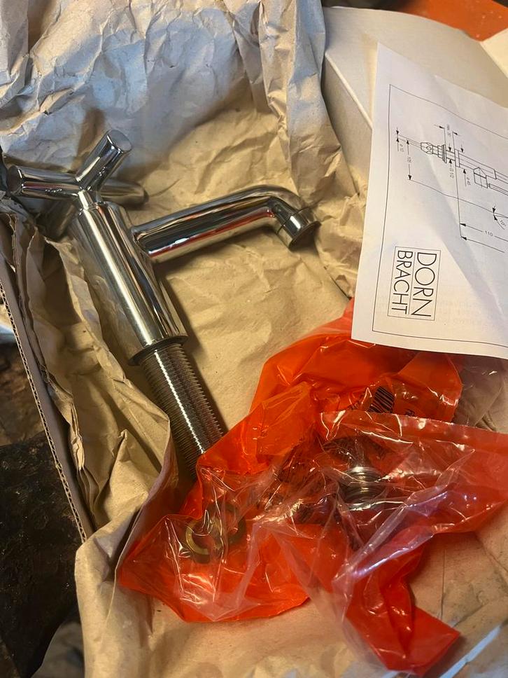 Nieuwe Dornbracht Tara Classic toiletkraan, Doe-het-zelf en Verbouw, Sanitair, Nieuw, Kraan, Ophalen